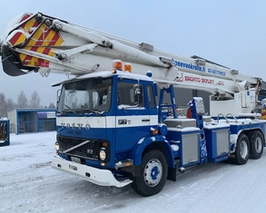 Автовышка VOLVO 25 метров. Строительная компания SAMOSVALL