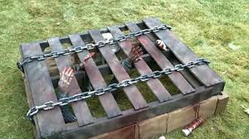 Руки мертвецов