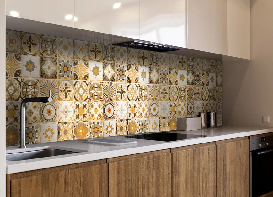 Кухонный фартук из керамической плитки