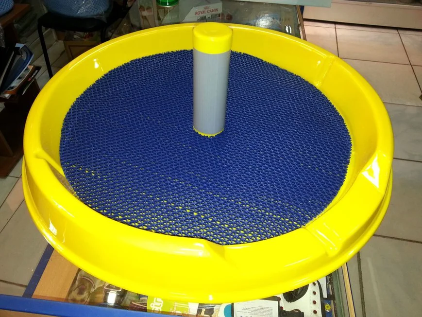 Туалет для собак мелких пород.