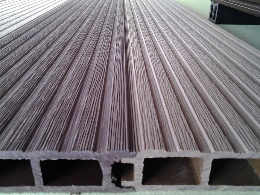 Бесшовный декинг.