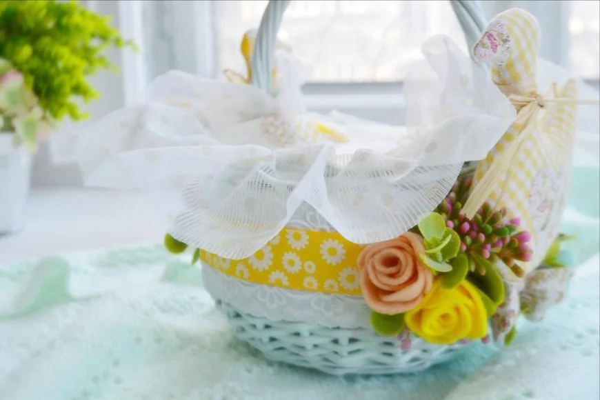 Пасхальная корзинка с накидкой. Автор: Наталия Вороняк Пасхальная корзинка с накидкой. Автор: Наталия Вороняк