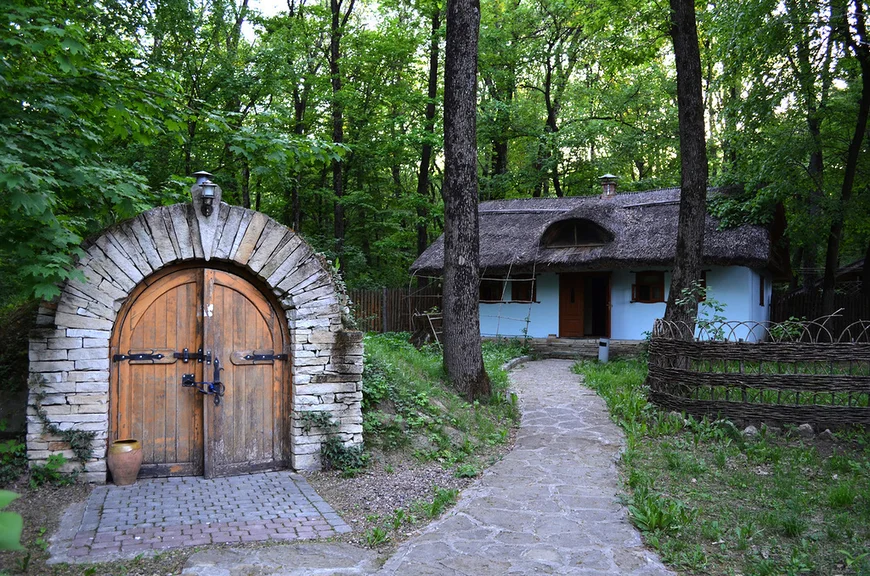 Погреб на даче