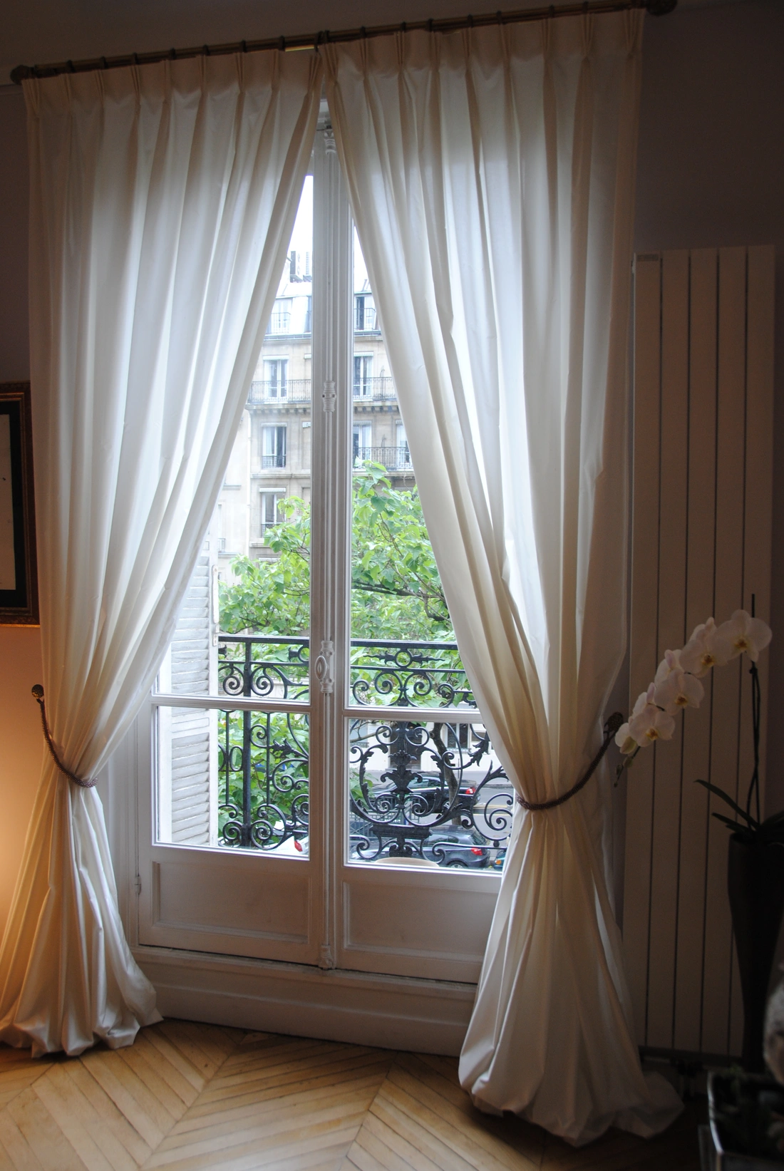 Кованные элементы, французский балкон