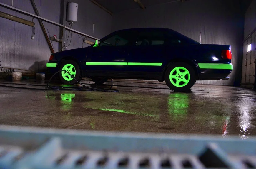 Світловідбиваючі фарби