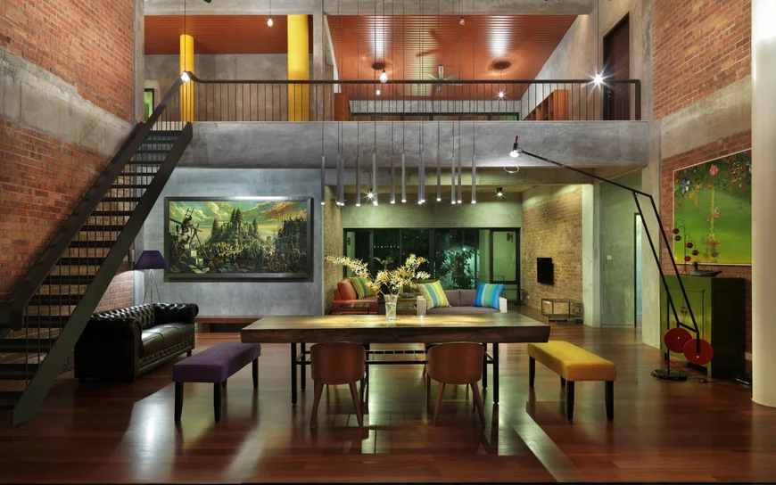 Разместите лестницу так, чтобы она занимала минимум полезной площади. 