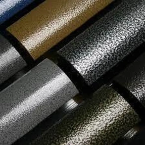 Молотковая эмаль - защитный слой для металлических конструкций Молотковая эмаль - защитный слой для металлических конструкций