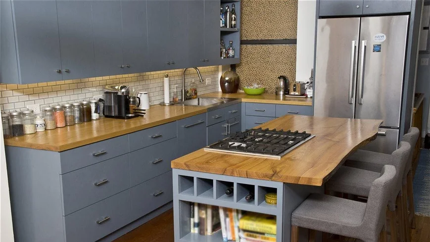 Дерево в дизайне кухни