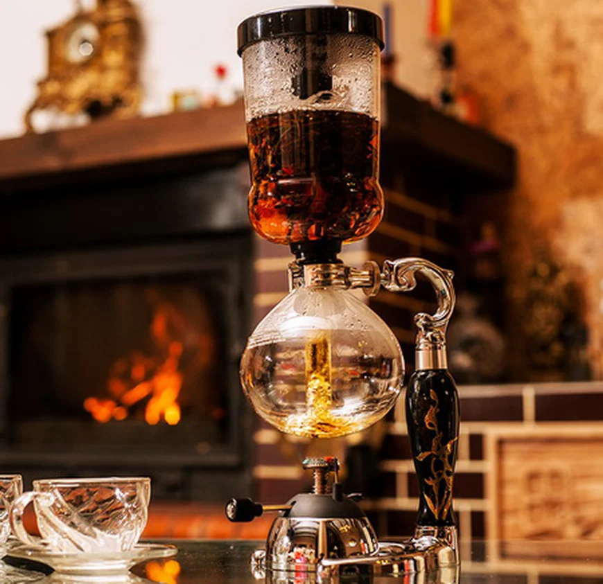 Габет. Приготовление кофе в сифоне