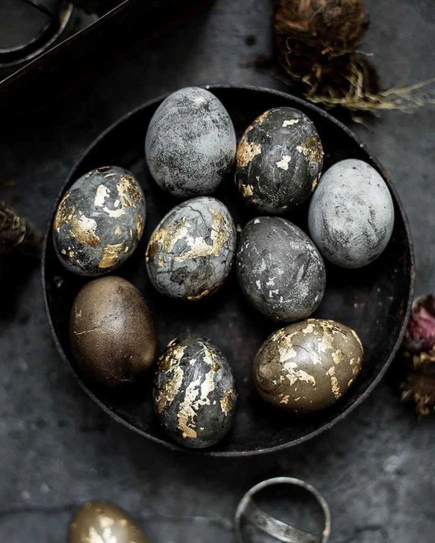 Великдень: мармурові крашанки