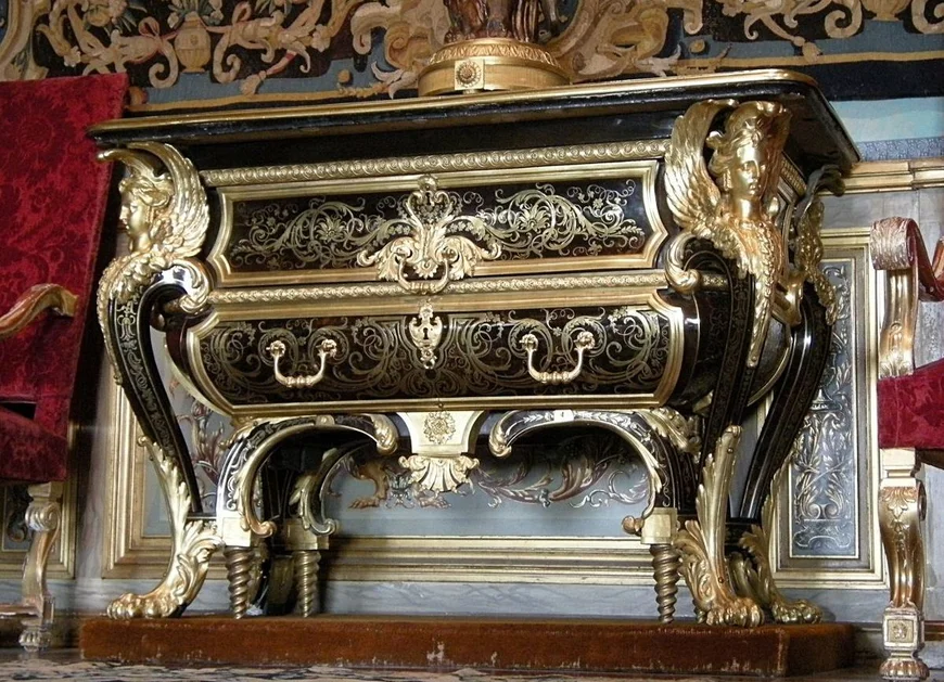 Комод в стиле Boulle( барокко) автор Андре Шарль Буль Комод в стиле Boulle( барокко) автор Андре Шарль Буль
