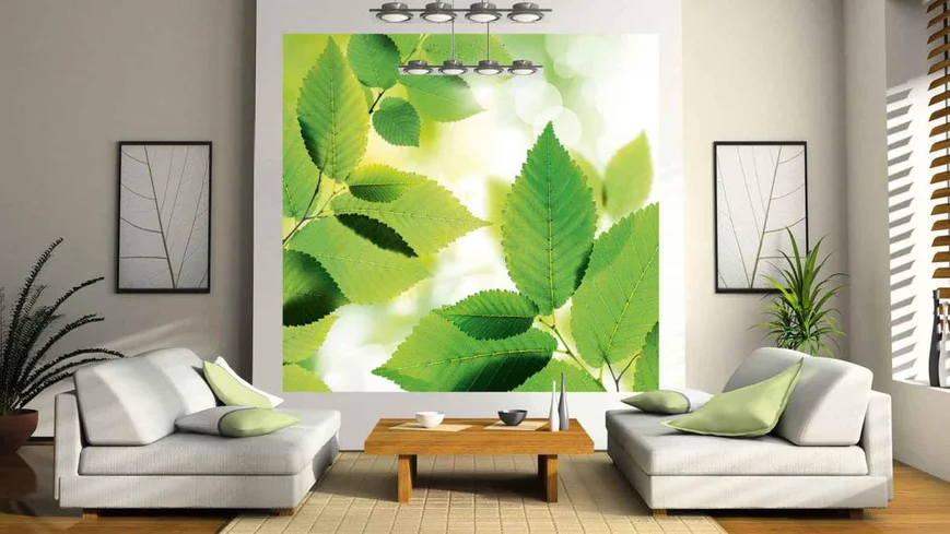 Шторы "вкусных" оттенков ягод и фруктов, цветочный принт на диванных подушках, салфетках и шторах.