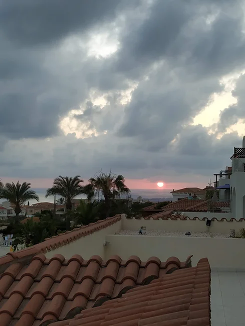 Керамічна черепиця на Кіпрі