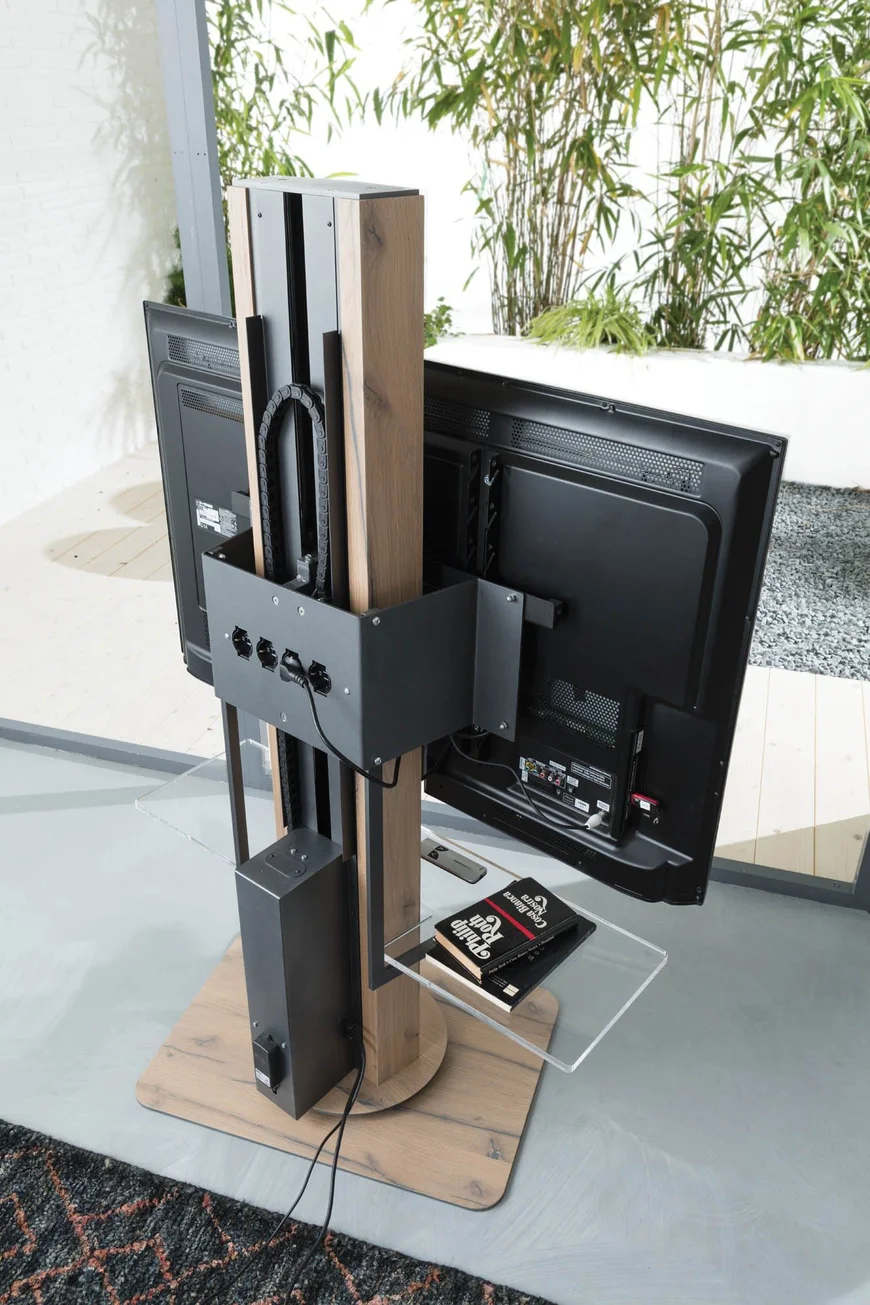 Зона TV в гостиной. Нестандартные решения