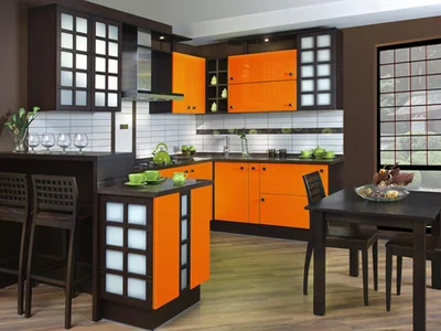 Определите расположение удобной рабочей зоны, кухонной мебели и бытовой техники в такой последовательности, когда все необходимые предметы оказываются под рукой, и не приходится тратить время и энергию на заведомо лишние движения.