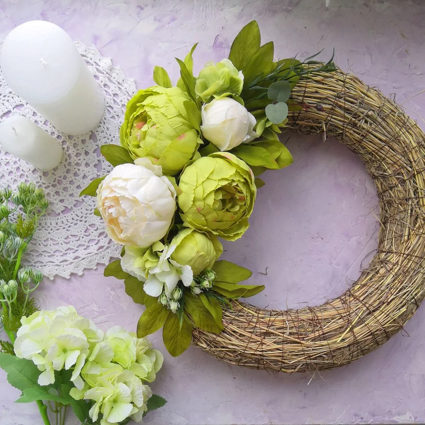 Пасхальный венок из лозы с ветами