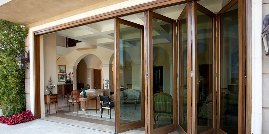 Складна система Roto Patio Fold для дерев'яного профіля