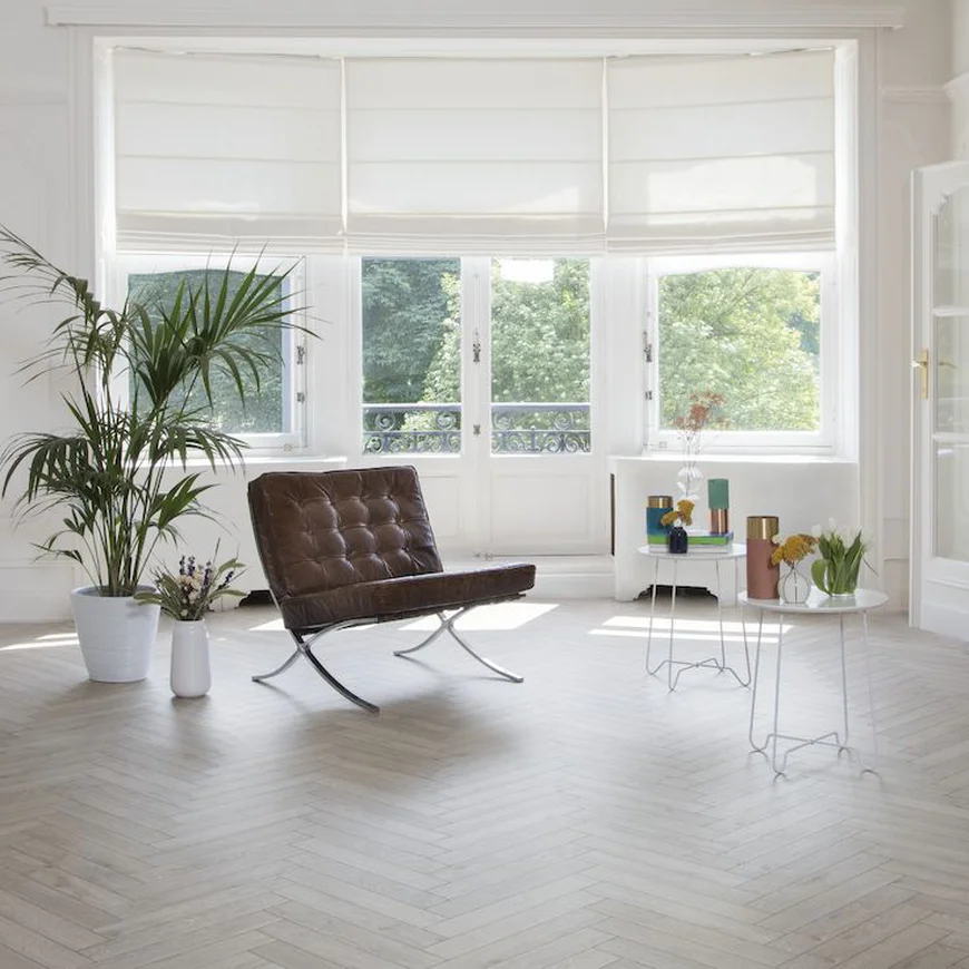 Ламинат в гостиной