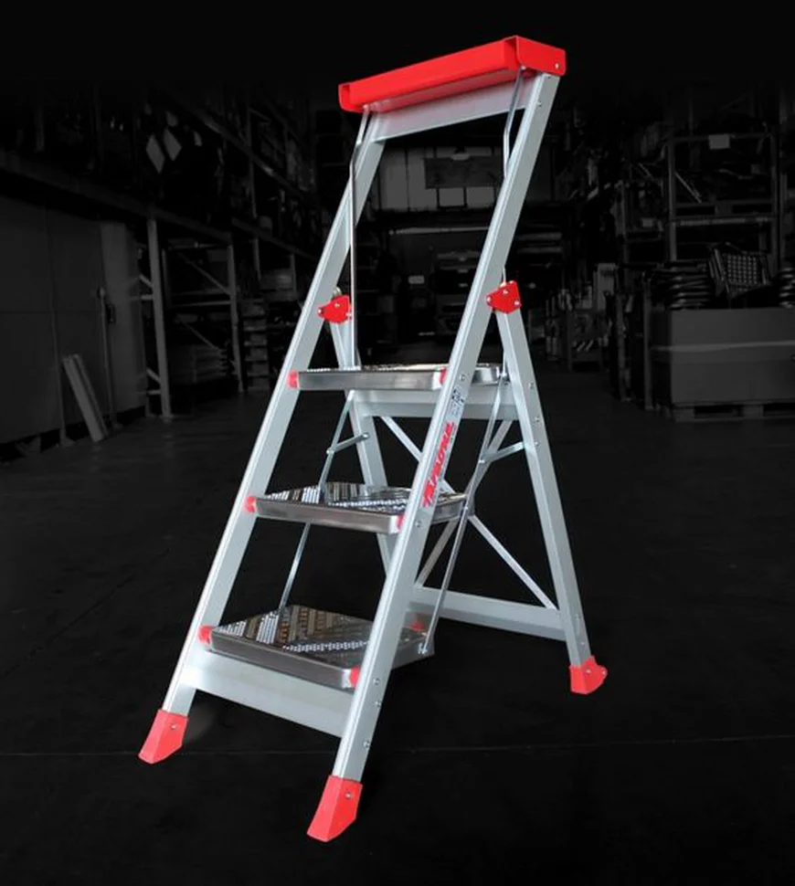 Алюминиевая стремянка