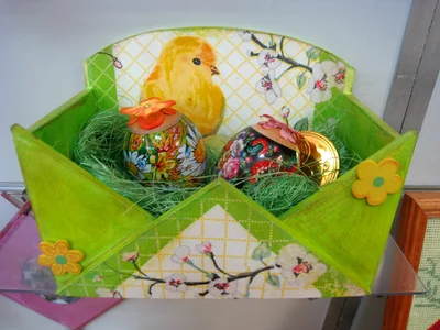 Корзиночка для пасхальных яиц своими руками.