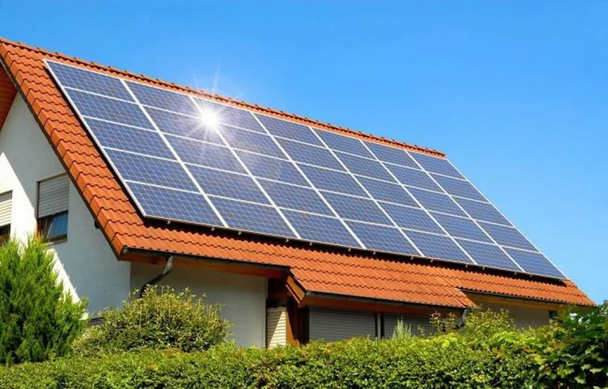 Солнечные панели. Сонячні панелі