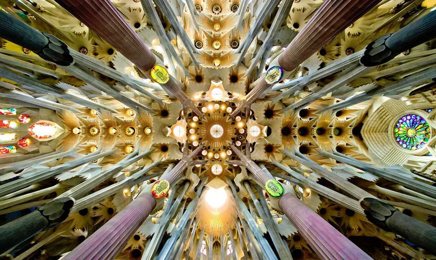 “Temple Expiatori de la Sagrada Família” - «Искупительный храм Святого Семейства»