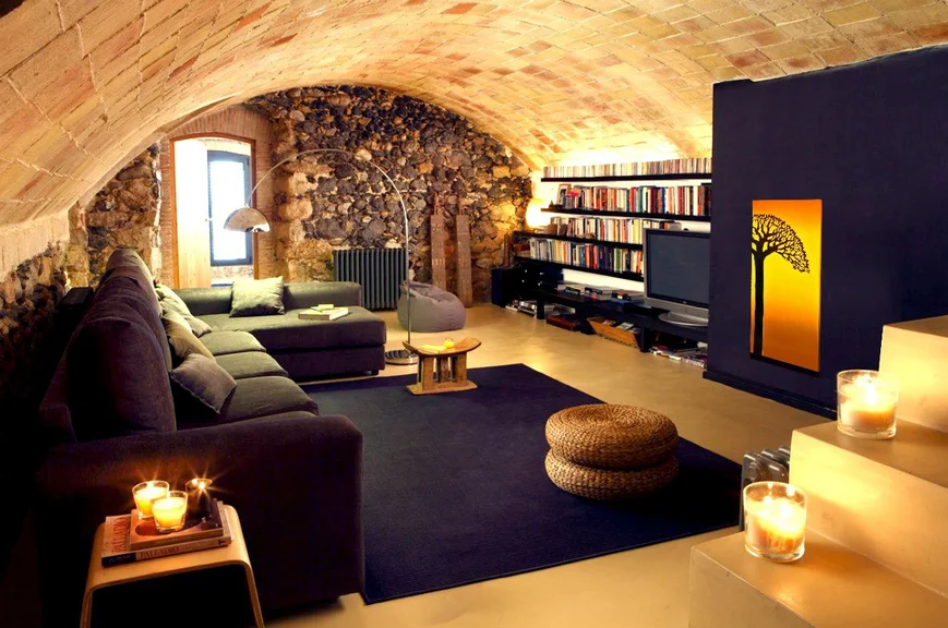 Африка.Яркие и сочные цвета сочетаются с природными материалами.