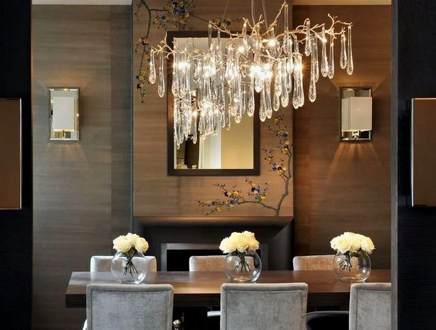 Люстра с подвесами в виде капель Люстра с подвесами в виде капель