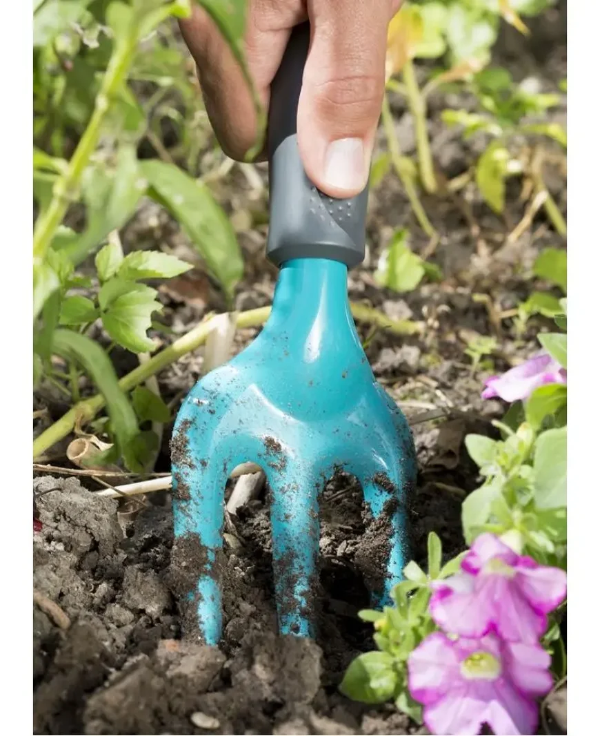 Вилка садовая для прополки