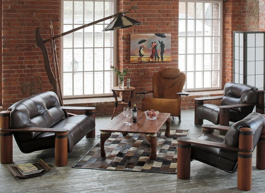 Обивка мягкой мебели может быть как текстильной, так и кожаной Обивка мягкой мебели может быть как текстильной, так и кожаной